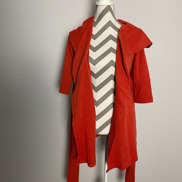 Xtaren wrap with hood - Picture 2 of 7